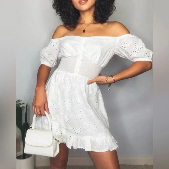 Finders Keepers Ditsy Doo White Embroidered Eyelet‎ Minidress size 6 - Picture 11 of 15